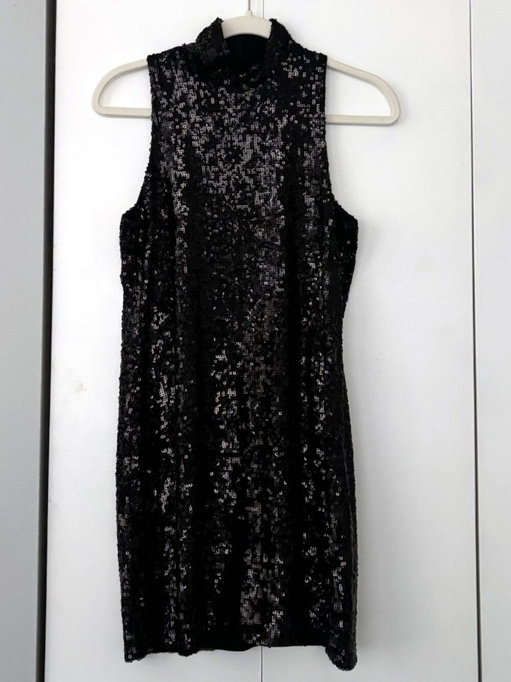Alice +‎ Olivia Sequin Mock Neck Mini Dress